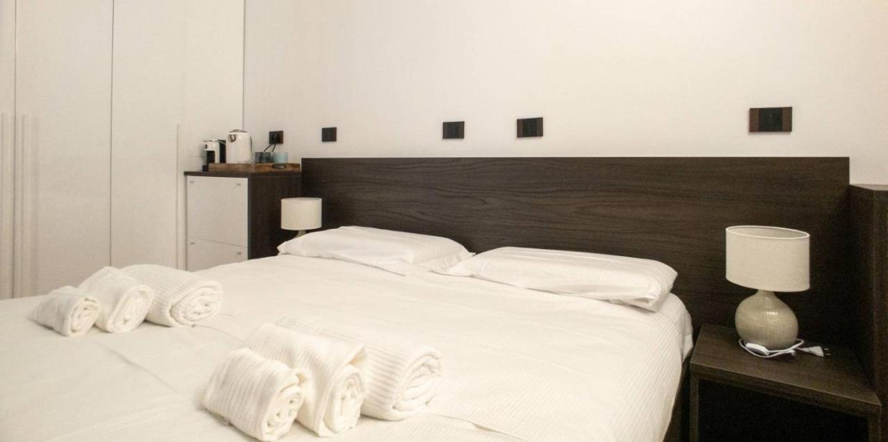 Madonnina Apartment มิลาน ภายนอก รูปภาพ