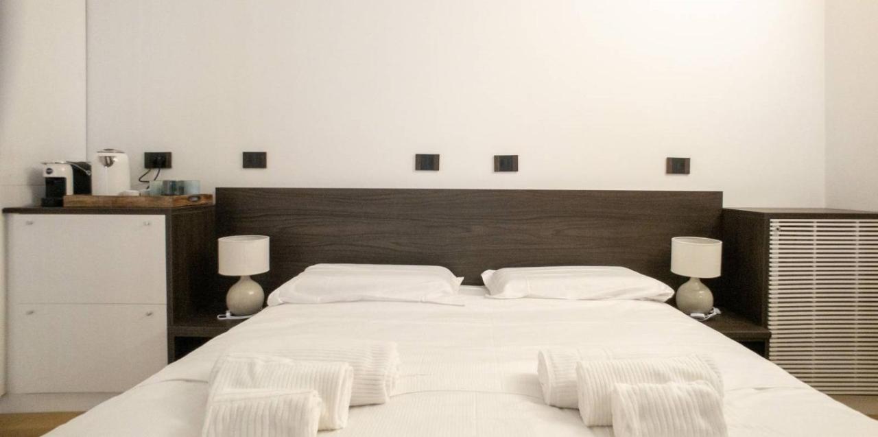 Madonnina Apartment มิลาน ภายนอก รูปภาพ